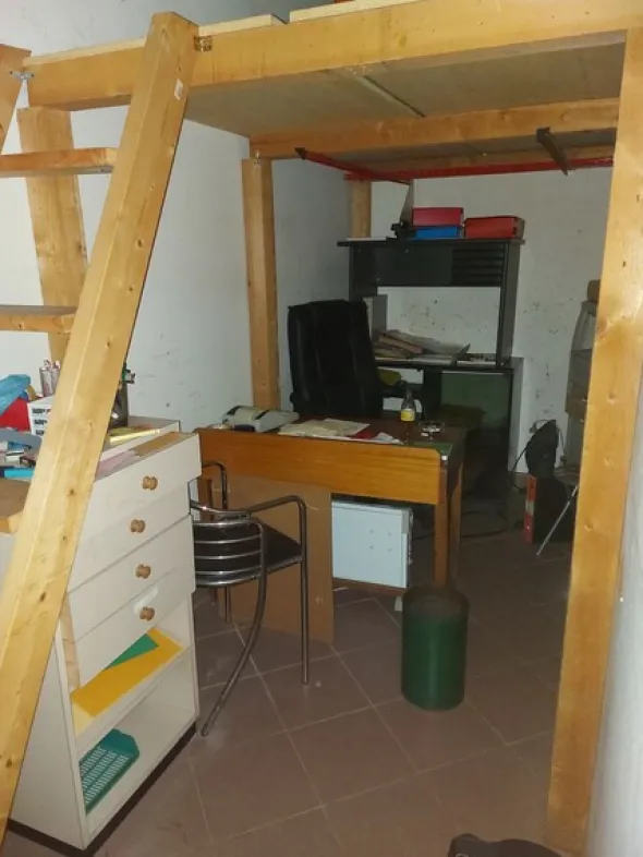 1#8128 Frigoriferi e arredi da ufficio