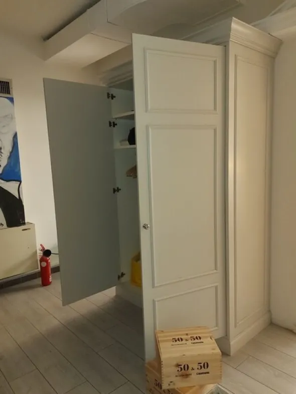 1#8128 Frigoriferi e arredi da ufficio