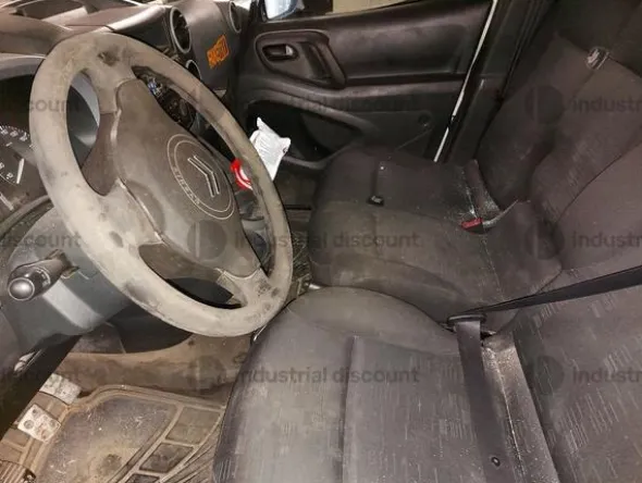 3#8926 Furgone Citroen Berlingo