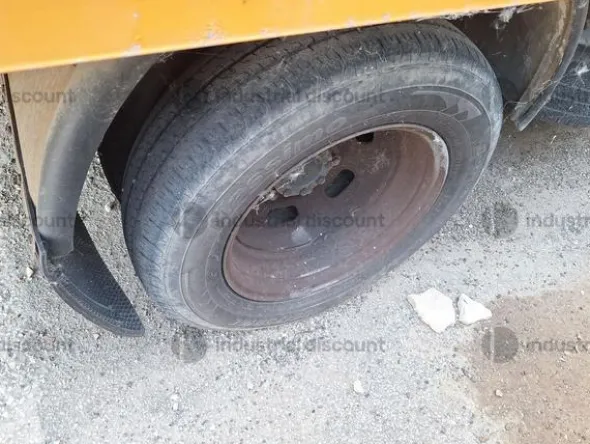 9#10122 Furgone Iveco 35C12