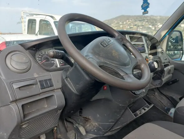 34#8017 Furgone Iveco Daily 35C15
