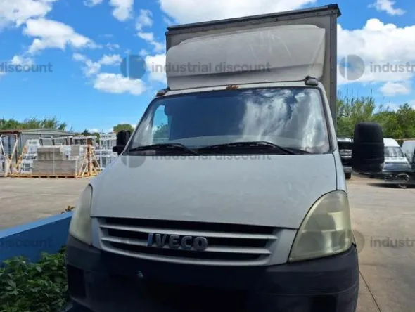3#9076 Furgone Iveco Daily 35J15B