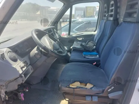 2#10196 Furgone Iveco Daily Minivan