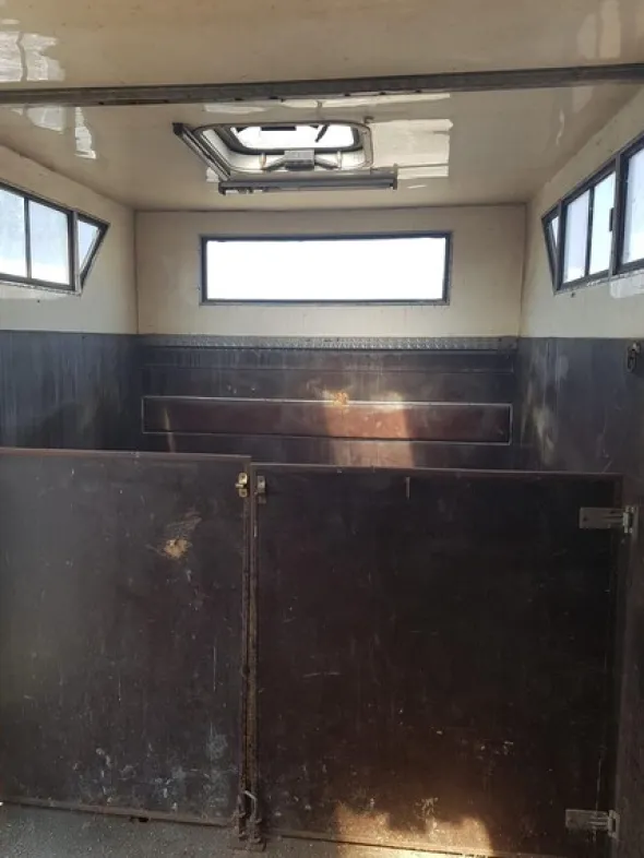 2#6993 Furgone Iveco per trasporto animali vivi