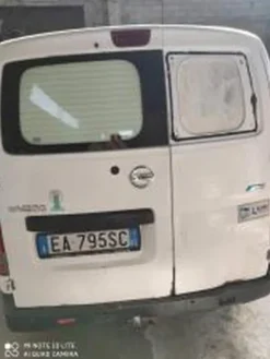 1#7743 Furgone Nissan NV 200 ed attrezzatura varia