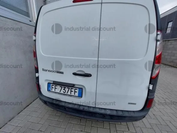 28#9875 Furgone Renault