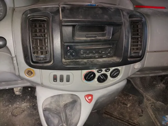3#7268 Furgone Renault Trafic