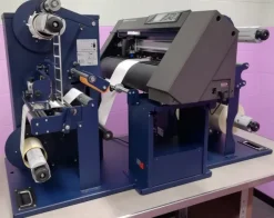 FUSTELLATORE (PLOTTER DA TAGLIO)