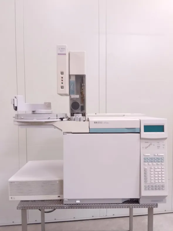GAS CROMATOGRAFO - HEWLETT PACKARD (COD. LAB-CRO-7)
