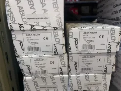 9#8204 Giacenze di magazzino di chiudiporta