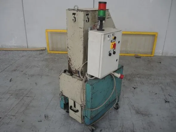 12#4530 Granulatore Tria