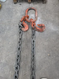 Grossa catena da sollevamento 2 pezzi da 9 m con ganci