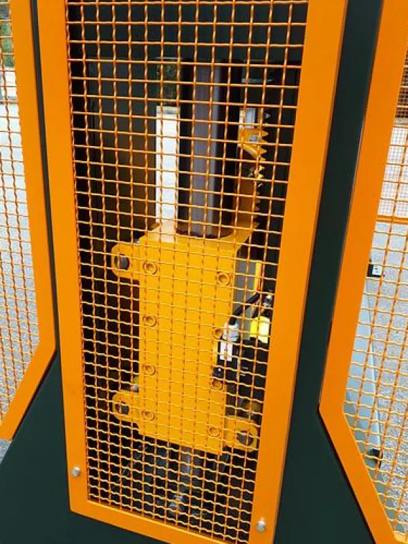 GUILLOTINE REEL SLITTER 2.000x850 mm. 9 kw NOW IN STOCK