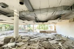 #24196 Hotel con pertinenze da ristrutturare e bonificare