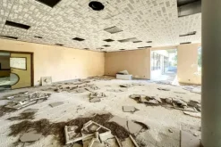#24196 Hotel con pertinenze da ristrutturare e bonificare