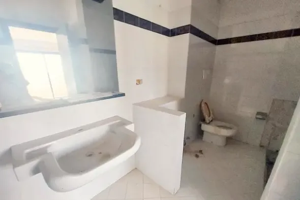 #24070 Hotel 4 stelle da ristrutturare con arredamenti