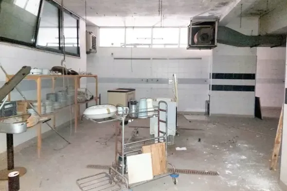 #24070 Hotel 4 stelle da ristrutturare con arredamenti