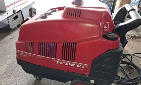 79#8391 Idropulitrice acqua calda