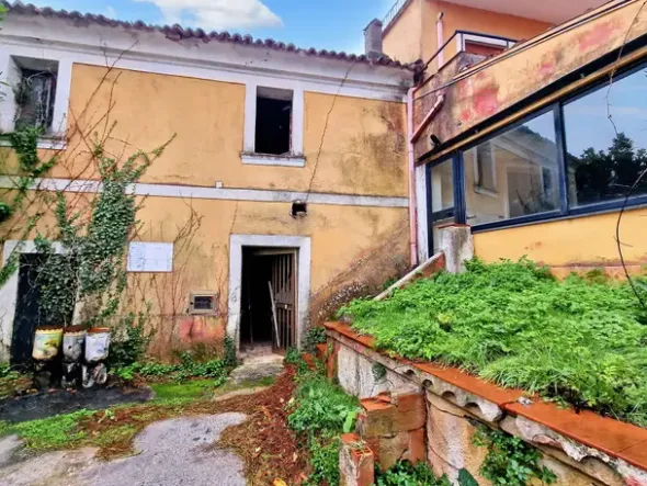 #22729 Immobile adibito a ristorante e appartamenti