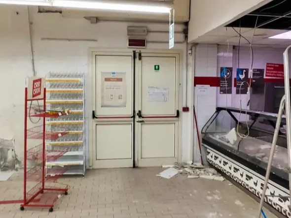 #25682 Immobile commerciale a Cagliari