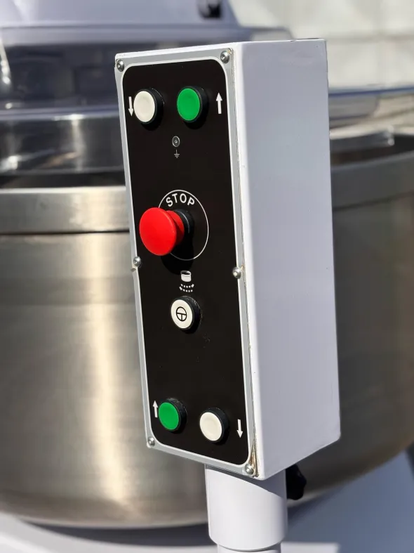 Impastatrice a spirale automatica