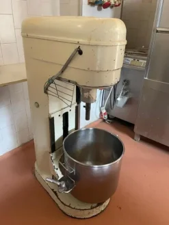 4#8664 Impastatrici professionali