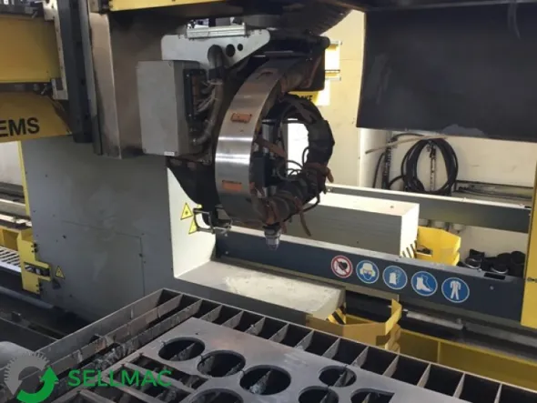 IMPIANTO AUTOMATICO DI TAGLIO TERMICO ESAB