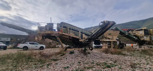 IMPIANTO CINGOLATO SEMOVENTE DI VAGLIATURA REV
