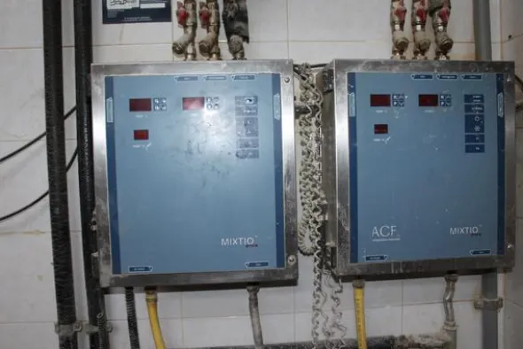 13#3961 Impianto refrigerazione acque e relative attrezzature