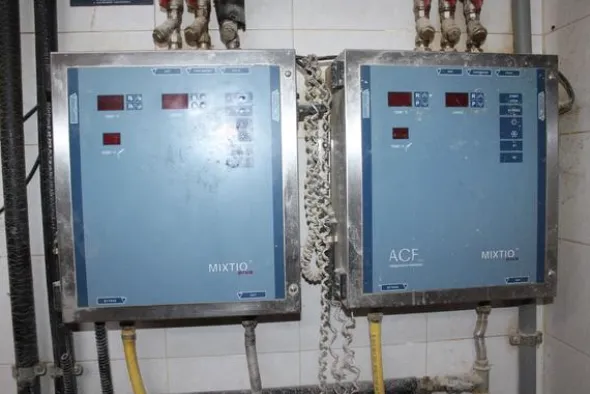 13#3961 Impianto refrigerazione acque e relative attrezzature