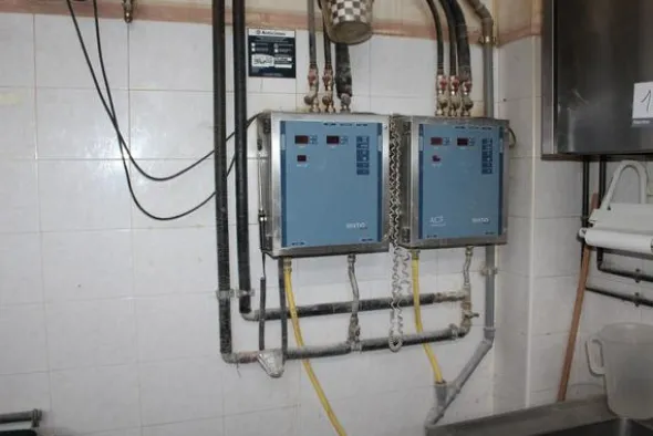 13#3961 Impianto refrigerazione acque e relative attrezzature