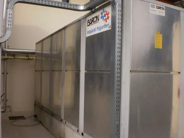 24#1618 Impianto refrigerazione carni