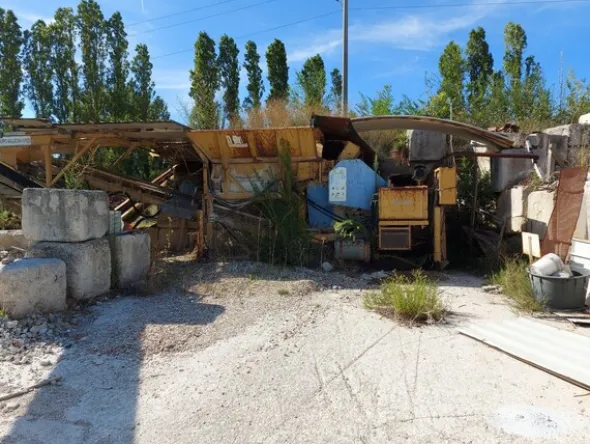 8#7894 Impianto riciclaggio inerti OM Containers 15