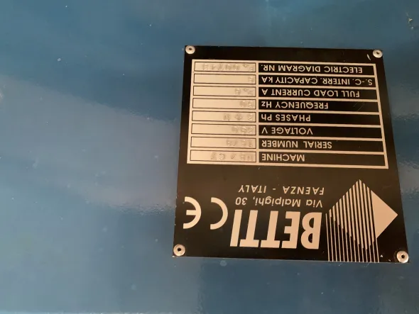 INCARTONATRICE BETTI SEMIAUTOMATICA