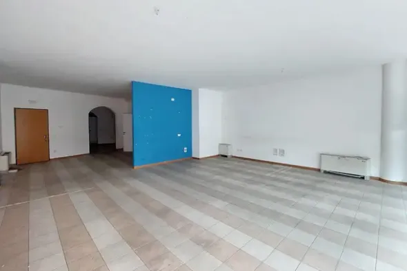 #25749 Intero edificio a destinazione uffici