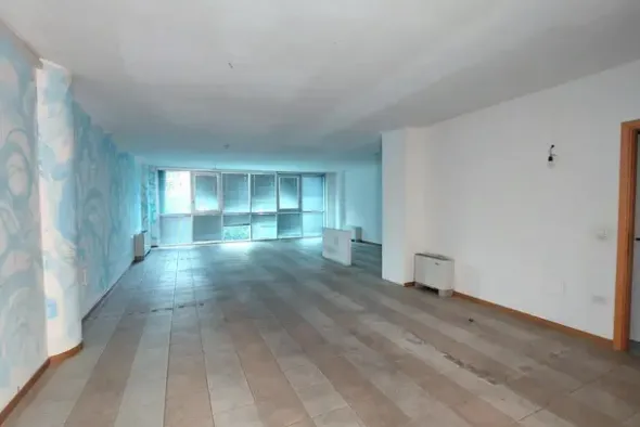 #25749 Intero edificio a destinazione uffici