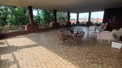 Intero edificio con uffici, laboratorio, abitazione