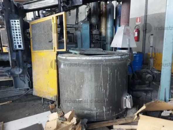 8#9070 Isola robotizzata per pressofusione con pressa Colosio