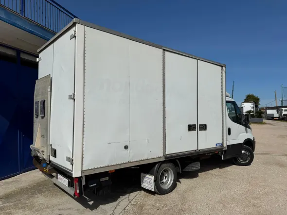 IVECO DAILY 35C15 FURGONE EURO 5B MOTORE NUOVO