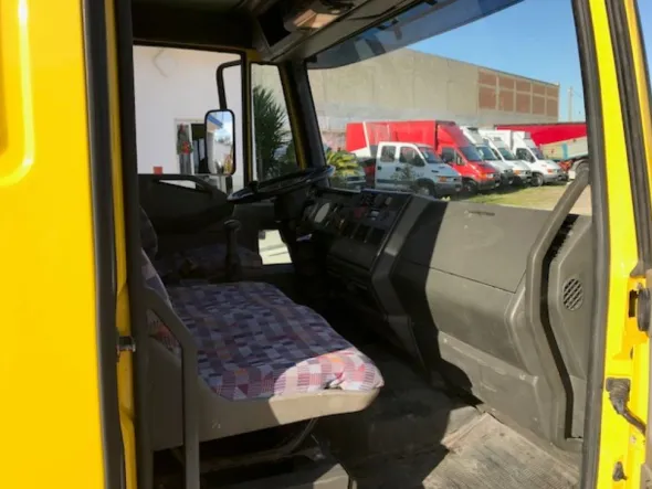 IVECO EUROCARGO 80E21 CARRO ATTREZZI CABINA LETTO