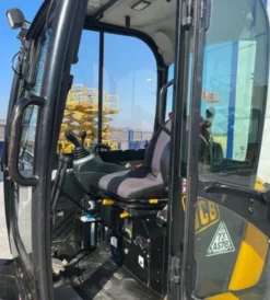 JCB 8026