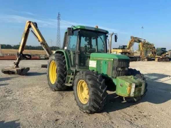 John Deere 6310 AS/1 con braccio Ferri