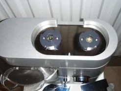 KENWOOD CHEF TITANIUM KMC010 1400W KITCHEN MACHINE