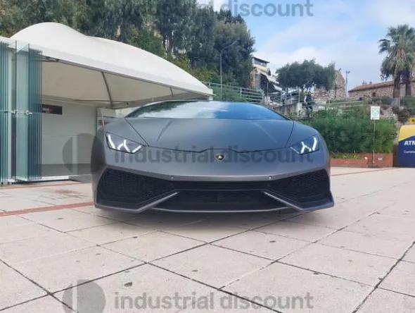 3#8717 Lamborghini Huracan Coupé 5.2
