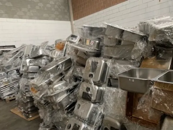 Lavandini nuovi in acciaio inox (SOLO PER ESPORTAZIONE)