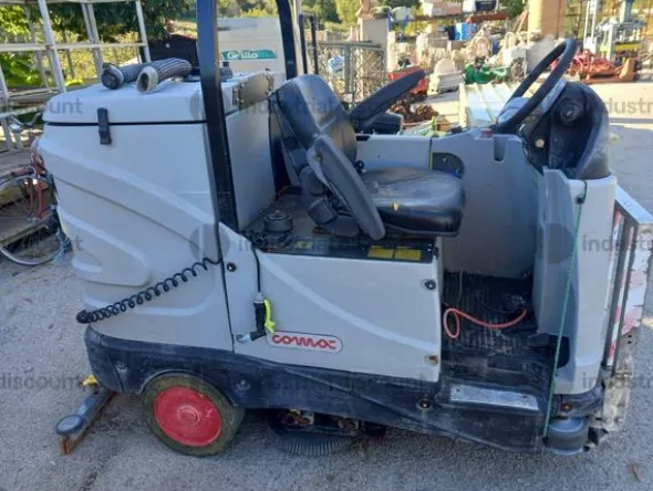 4#9642 Lavapavimenti COMAC C85