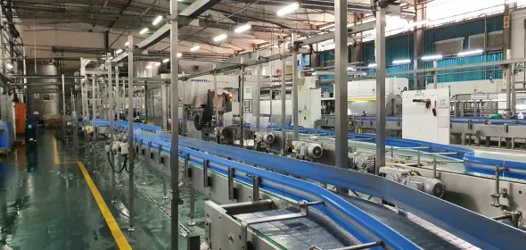LC608 Linea imbott. in vetro usata X sidro 32000 BPH