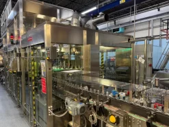 LC634 Linea riemp. alcolici usata BERTOLASO vetro e PET
