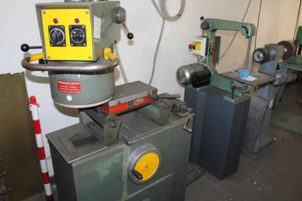 55#3961 Levigatrice Capecci&Troiani e piallatrice Officina Gaorle
