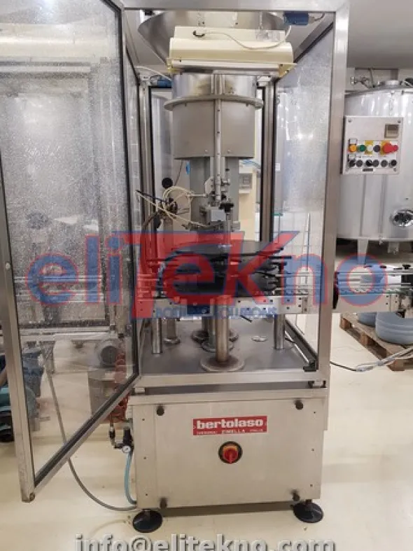 Linea di imbottigliamento BERTOLASO – isobarica